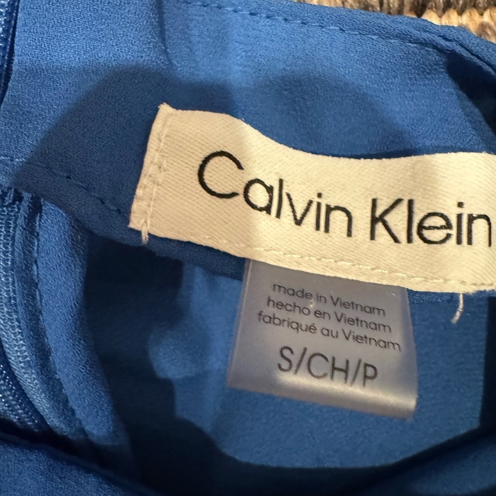 Calvin Klein Vibrant Blue Cap Sleeve Blouse - Picture 2 of 5